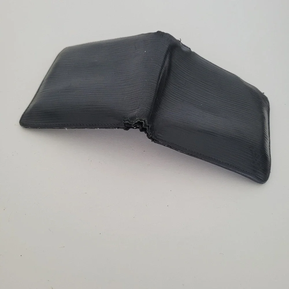 Louis Vuitton Portefeuille Marco Wallet Black Epi Leather Bifold M63652 VI0918